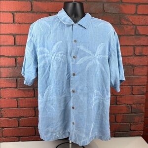 Tommy Bahama Men's Large Blue Tropical Short‎ Sleeve Button Down Shirt